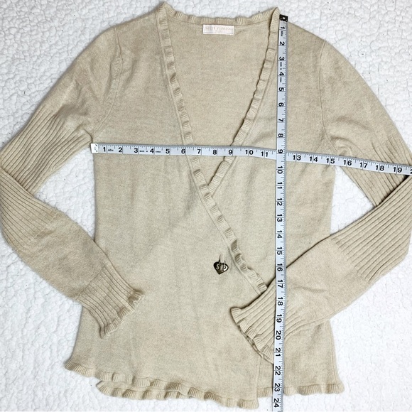 Shirt Passion Italia Women's Beige Ruffle Cardigan Sweater Size M Made In Italy - Picture 6 of 10